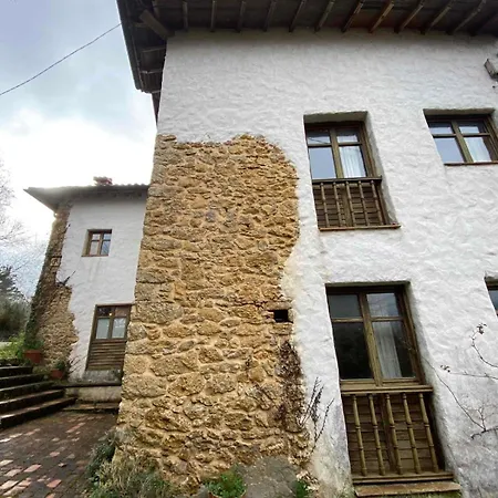Casa Aldea L'ayalga منزل ريفي
